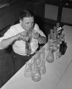 31. [Laboratory] Taste and odor test, ca. 1943 (2012.002.0031)