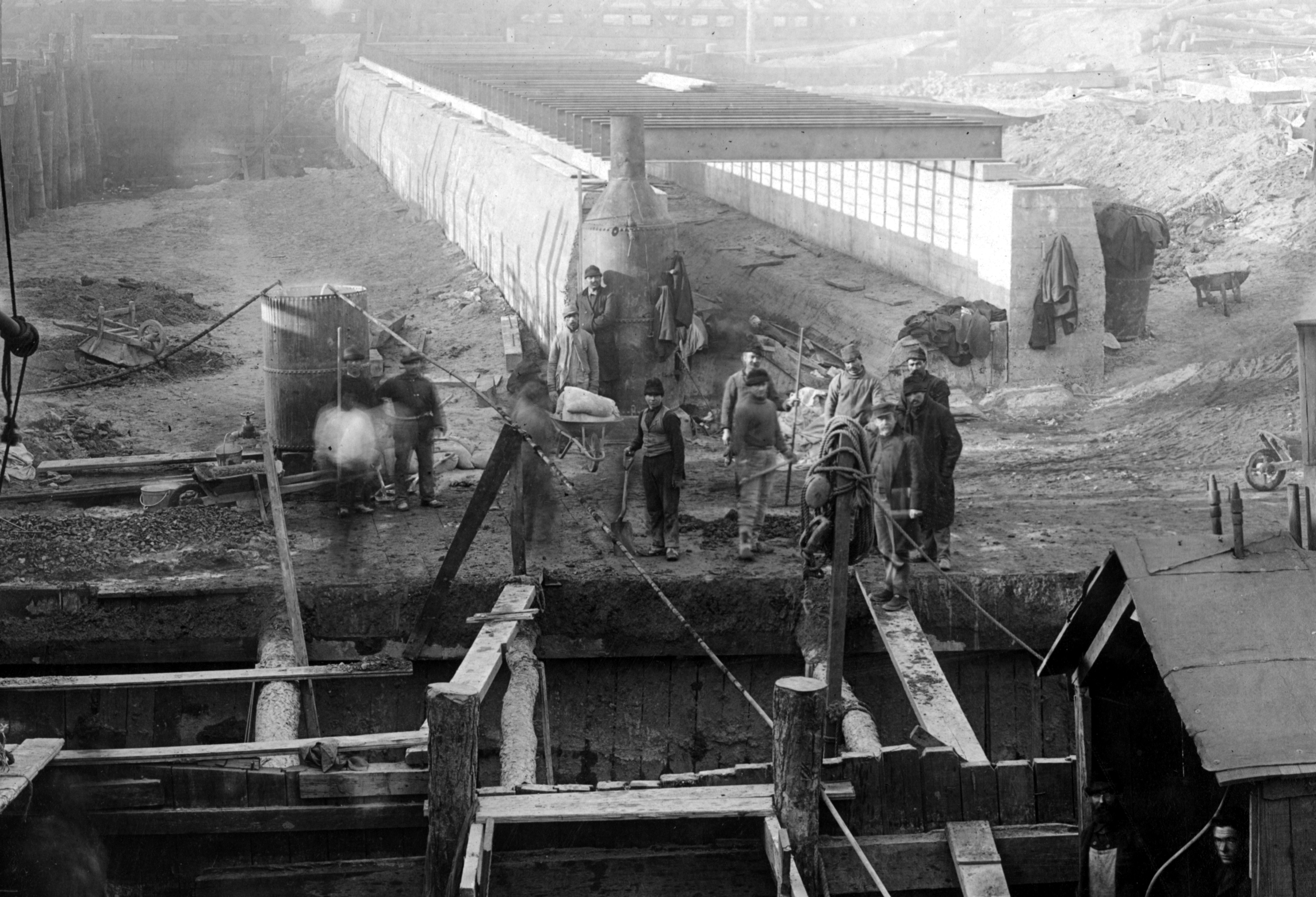 Detail of Aramingo Sewer from river's end looking toward Beach St. Bridge, February 14, 1902