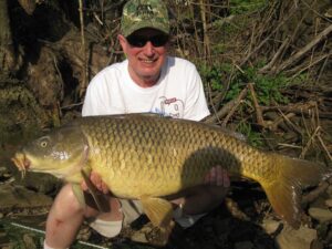 Dennis Cook with a 29 lb, 14 oz carp